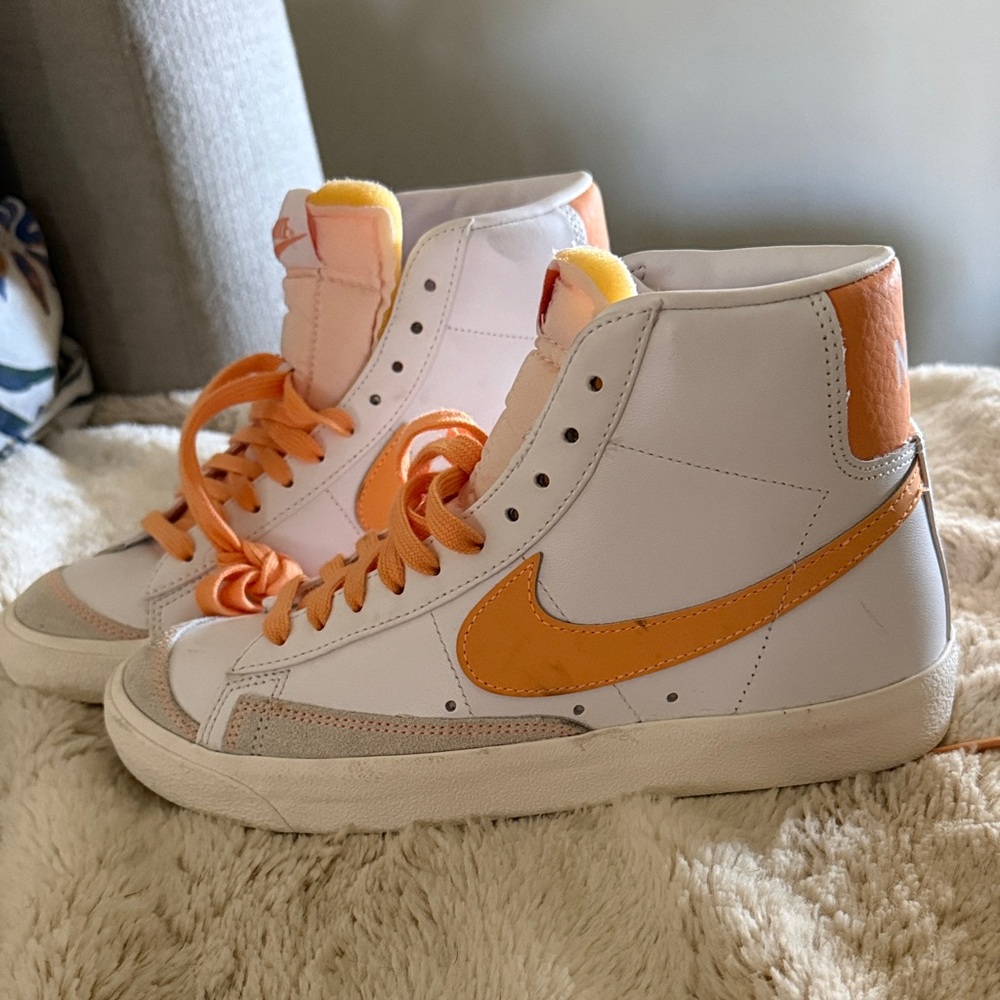 Nike White & Orange High-Top Athletic Shoes